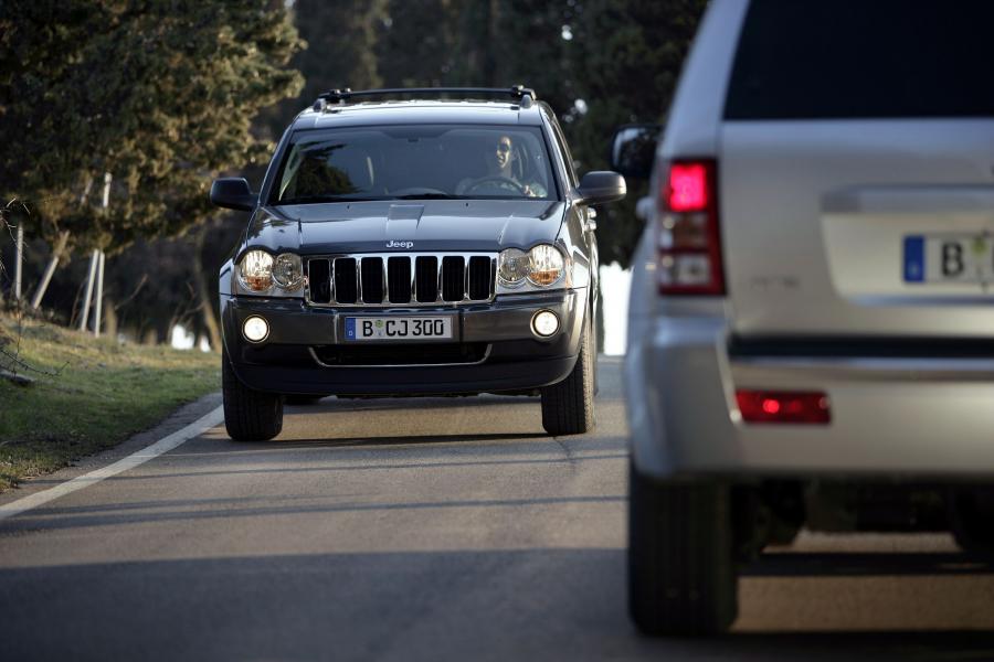  Jeep Grand Cherokee 2005 года  (фото 70 из 133)